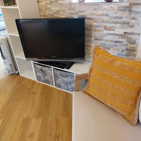 Avec Loggia Vue Et Acces Plage, Wifi Tv Apartment *