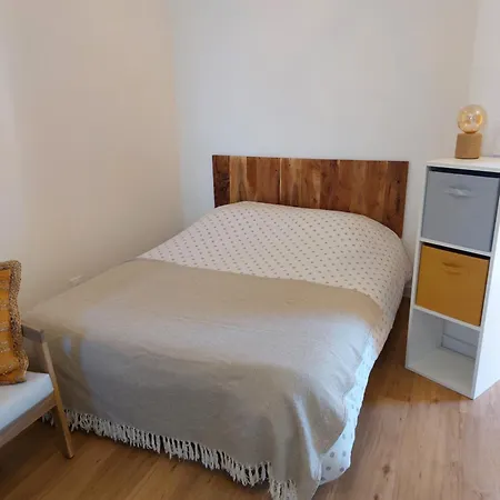 Apartment Avec Loggia Vue Et Acces Plage, Wifi Tv